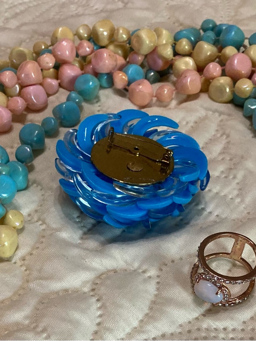 Vintage Jewelry Bundle - Picture 6 of 6